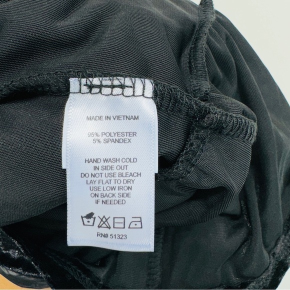 Cece Women Velvet V-Neck Mini Dress Black Medium Witchy Goth Moto Grunge Casual - Picture 8 of 8